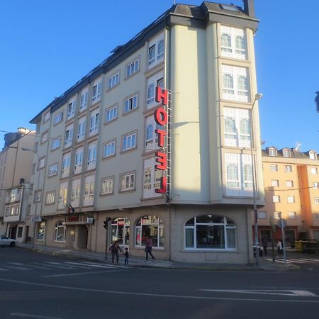 Hospedium Hotel La Marina Costa Da Morte Сее Екстериор снимка
