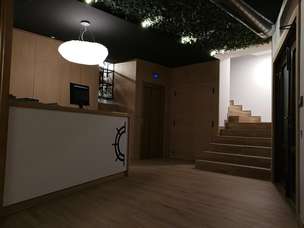 Hospedium Hotel La Marina Costa Da Morte Сее Екстериор снимка